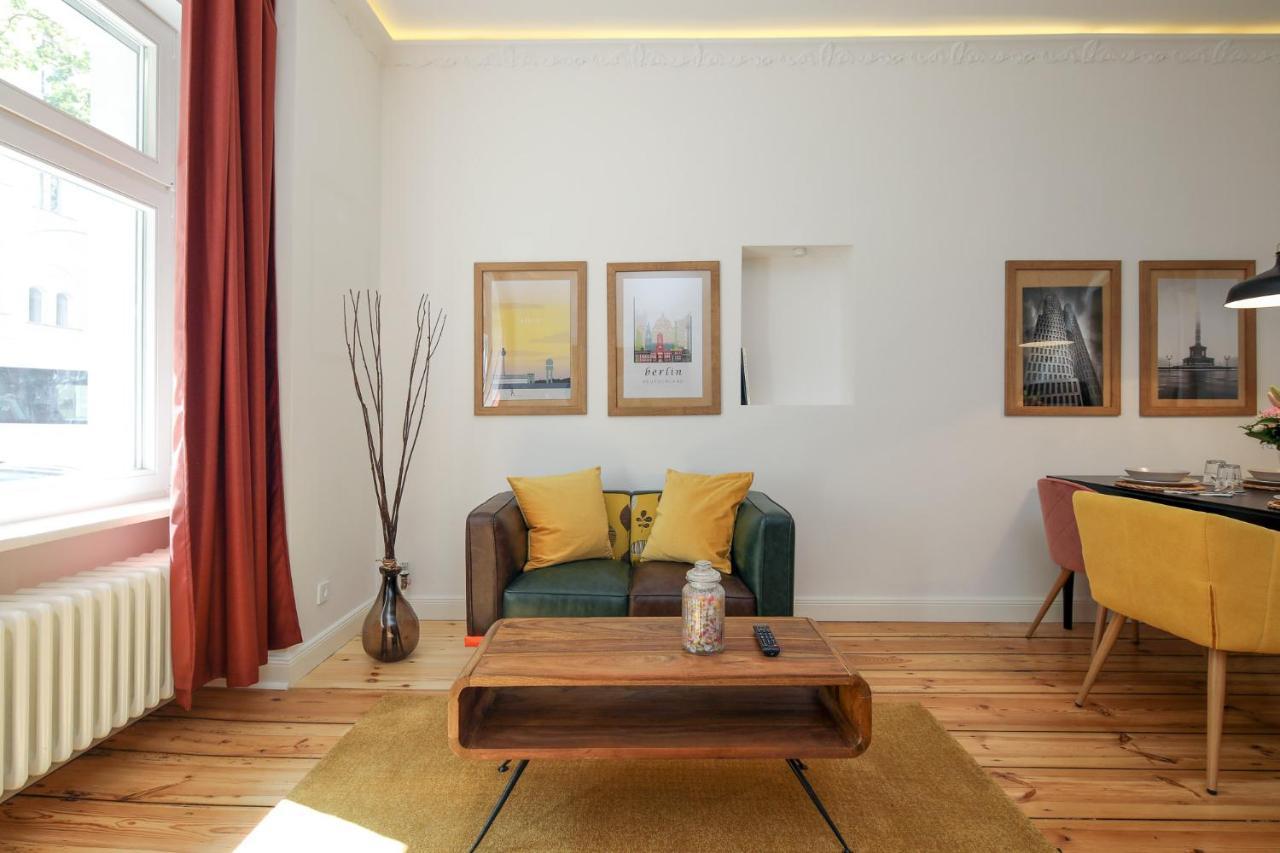 4 Personen Altbau Apartment Nahe Kurfuerstendamm - Romeo & Julia Berlin Exteriör bild